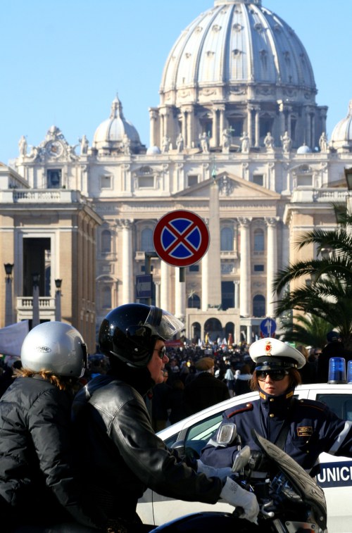 St Peters, traffic cop