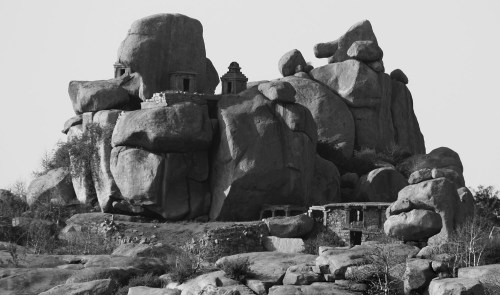 3746 Shrines on the rocks